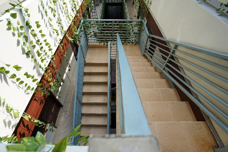 Reddoorz At Pondok Candra Surabaya Buitenkant foto
